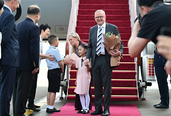 Australia’s Delicate Dance with Beijing and Washington