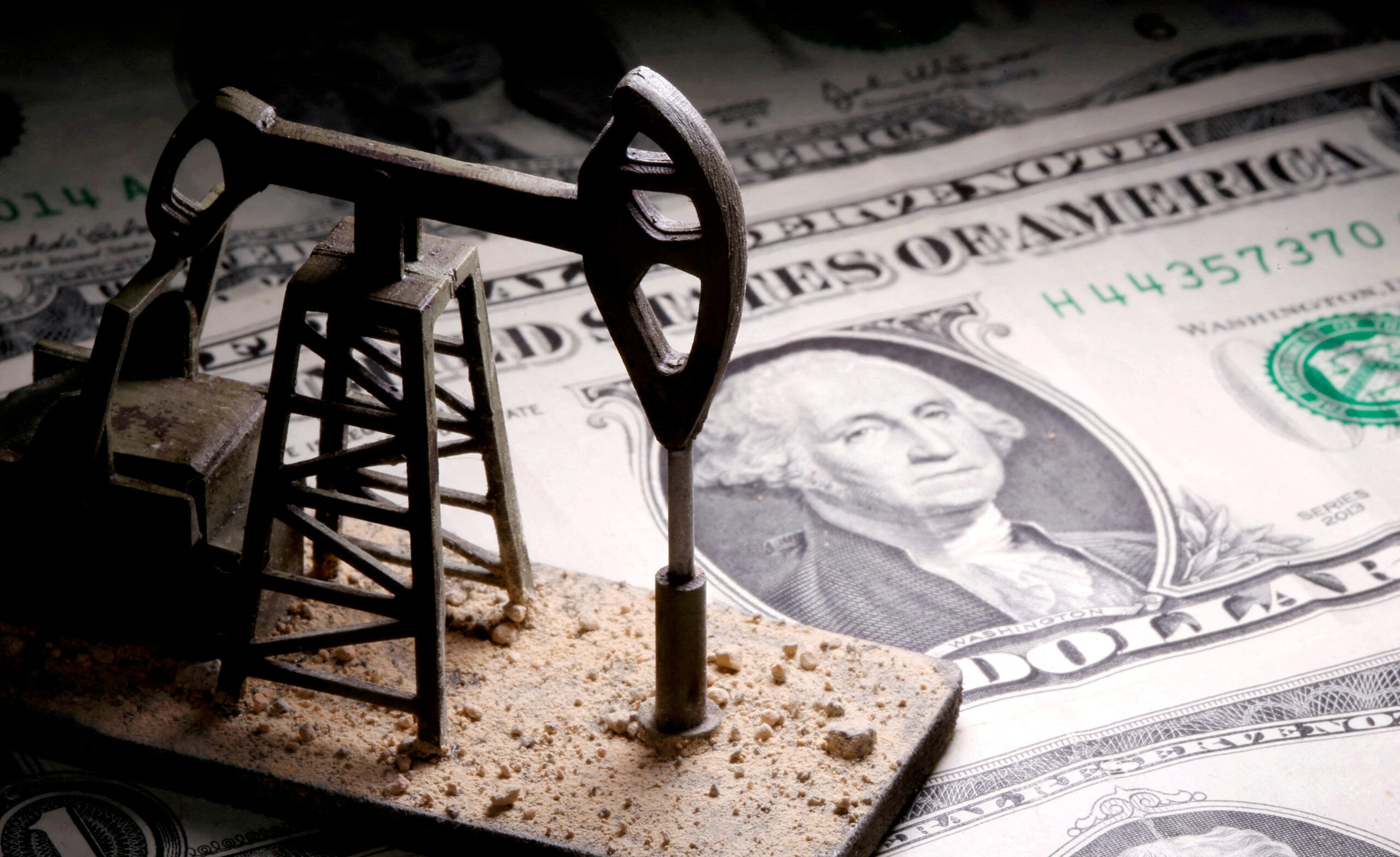 The Dollar’s Reign Is No Longer Uncontested